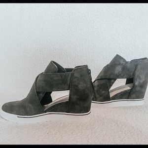 Brand new Maurices wedged sneakers